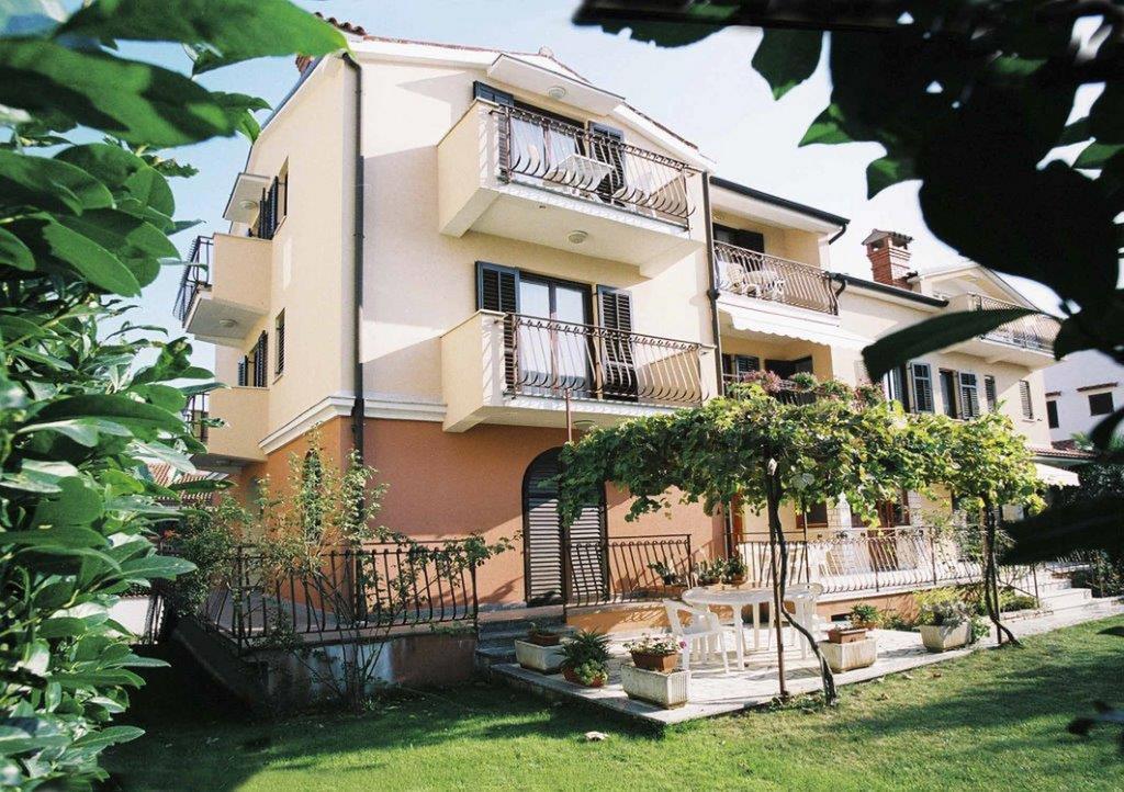 Apartments Alice Ρόβινι Εξωτερικό φωτογραφία
