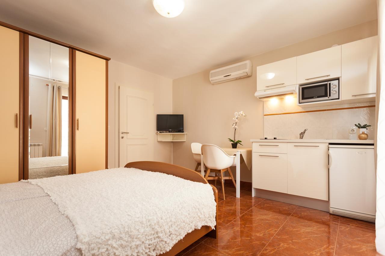 Apartments Alice Ρόβινι Εξωτερικό φωτογραφία